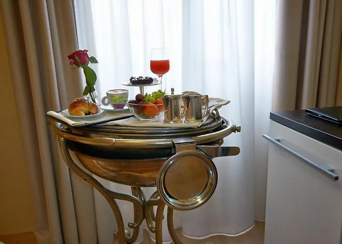 Отель Berghotel 3*